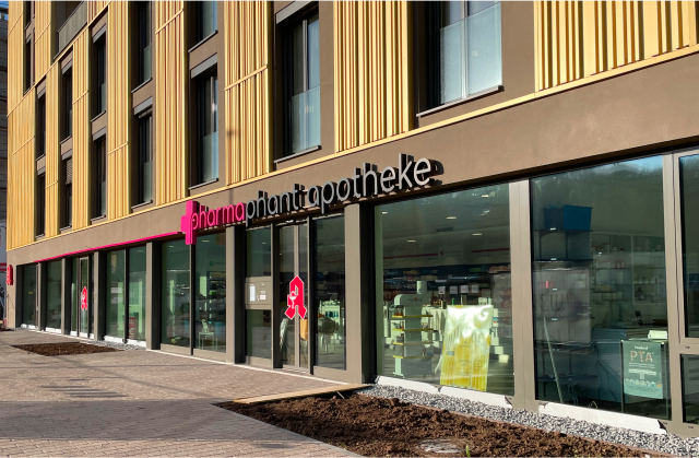 pharmaphant Apotheke Blaue Brücke in Tübingen zieht um